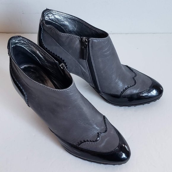 TARYN ROSE Leather Wingtip Booties Heels - Picture 16 of 16